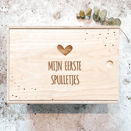 opbergkistje-mijn-eerste-spulletjes-cadeau-zwangerschap